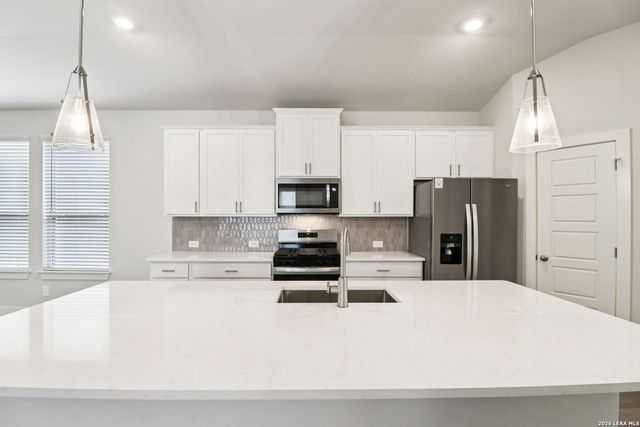 25738 Rosey Way, Boerne, TX 78006