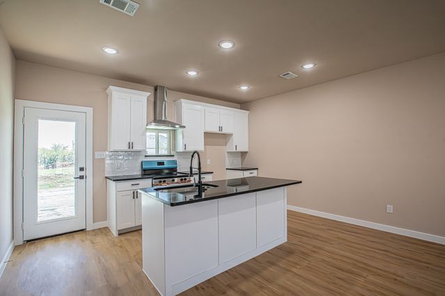 120 Brookview Drive, Bridgeport, TX 76426