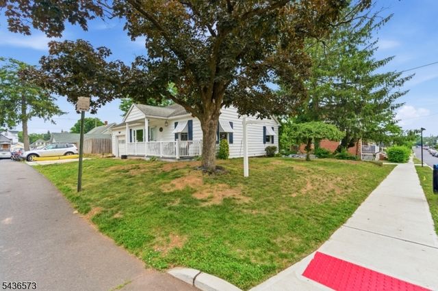 1 Pearl Pl, Franklin Twp., NJ 08873
