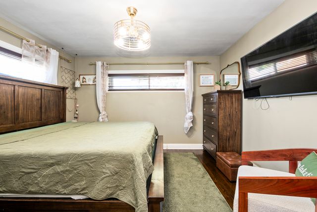 2552 W 81st Place, Chicago, IL 60652