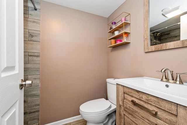 2552 W 81st Place, Chicago, IL 60652