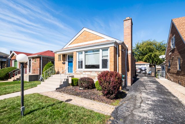 2552 W 81st Place, Chicago, IL 60652