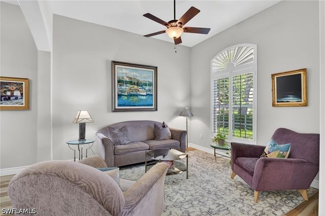 2065 Mandarin LN, Naples, FL 34120