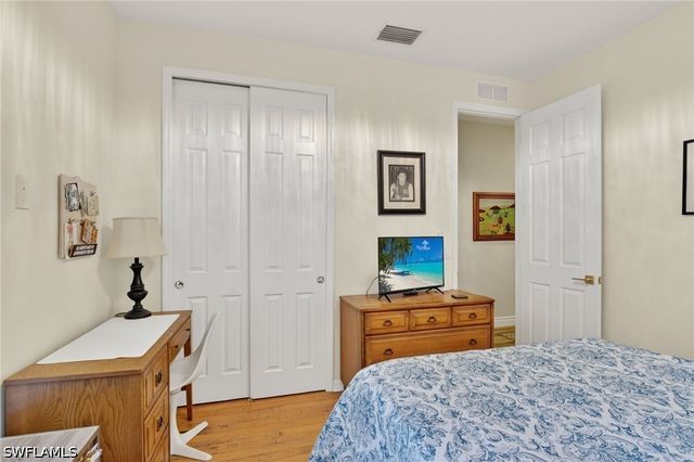 2065 Mandarin LN, Naples, FL 34120