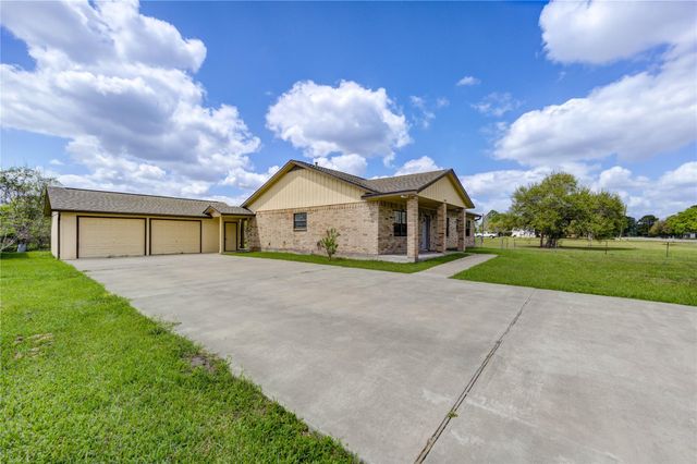 7109 Kari Lane, Pleak, TX 77469