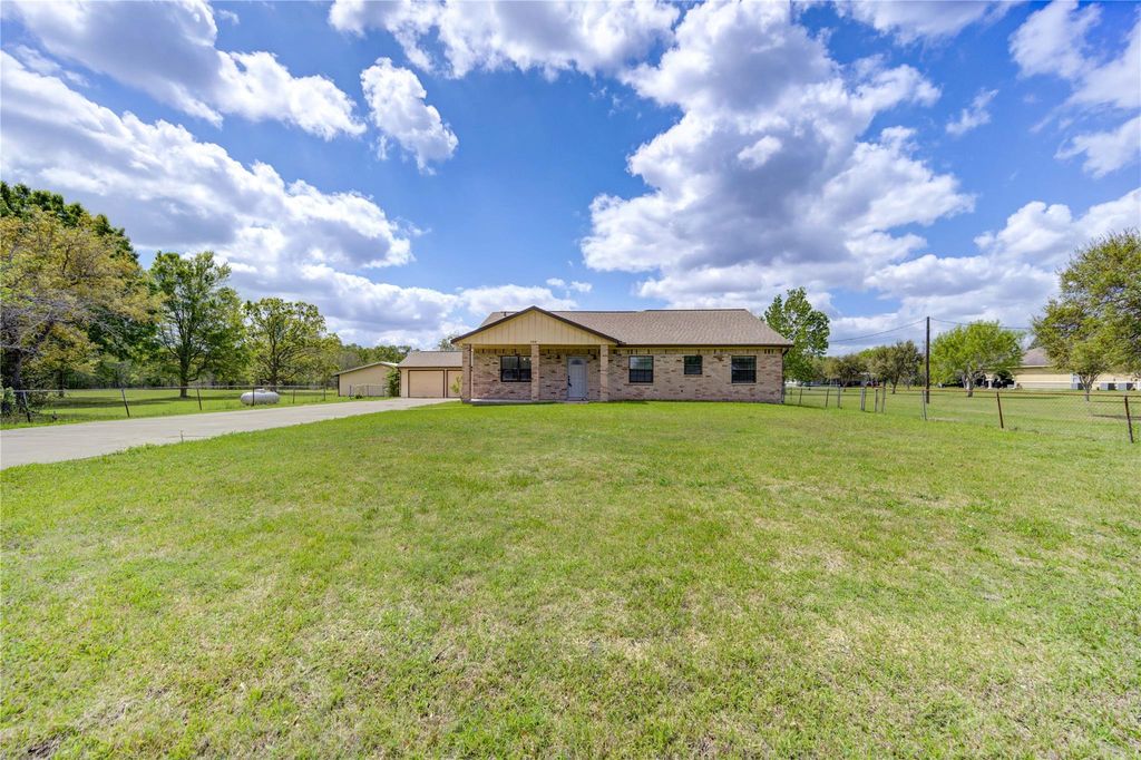 7109 Kari Lane, Pleak, TX 77469