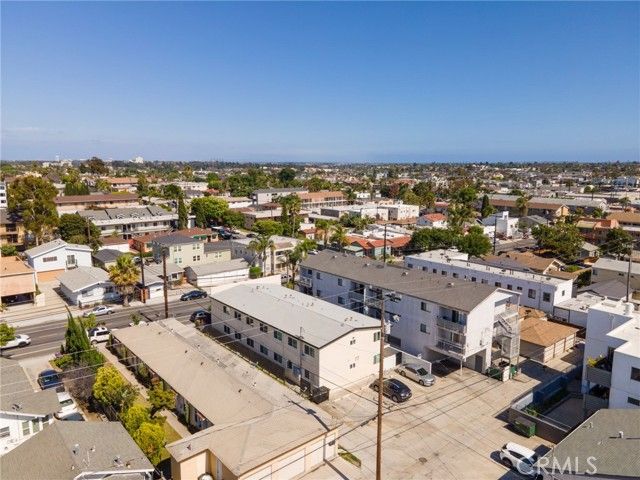 1545 Obispo Avenue, Long Beach, CA 90804