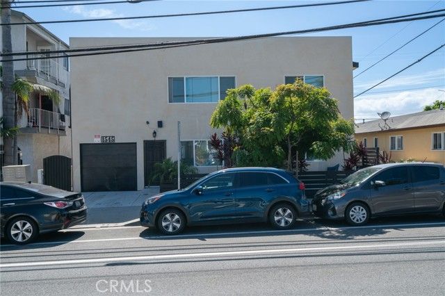 1545 Obispo Avenue, Long Beach, CA 90804