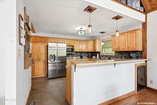 20607 Lucas Avenue, Eagle River, AK 99577
