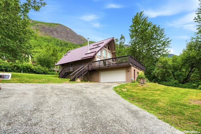 20607 Lucas Avenue, Eagle River, AK 99577