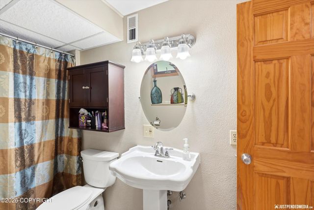 20607 Lucas Avenue, Eagle River, AK 99577