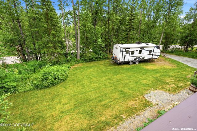 20607 Lucas Avenue, Eagle River, AK 99577