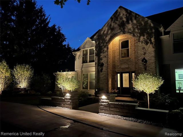 12825 Larkins Road, Brighton, MI 48114