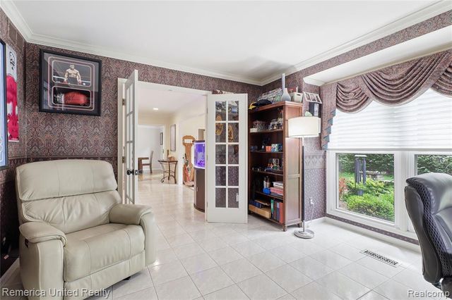 12825 Larkins Road, Brighton, MI 48114