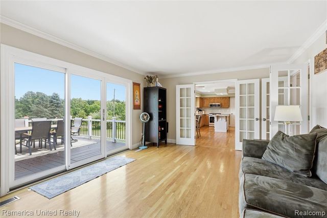 12825 Larkins Road, Brighton, MI 48114