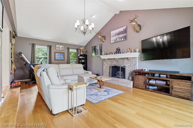12825 Larkins Road, Brighton, MI 48114