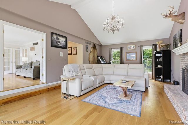 12825 Larkins Road, Brighton, MI 48114