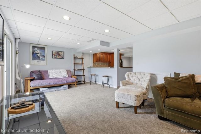 12825 Larkins Road, Brighton, MI 48114