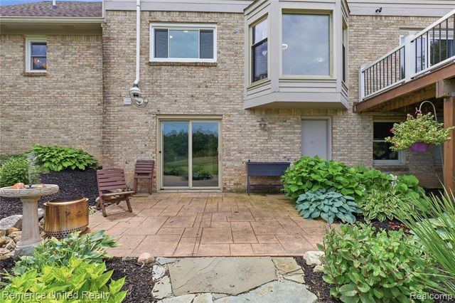 12825 Larkins Road, Brighton, MI 48114