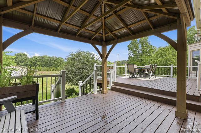 12825 Larkins Road, Brighton, MI 48114