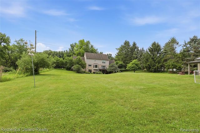 12825 Larkins Road, Brighton, MI 48114