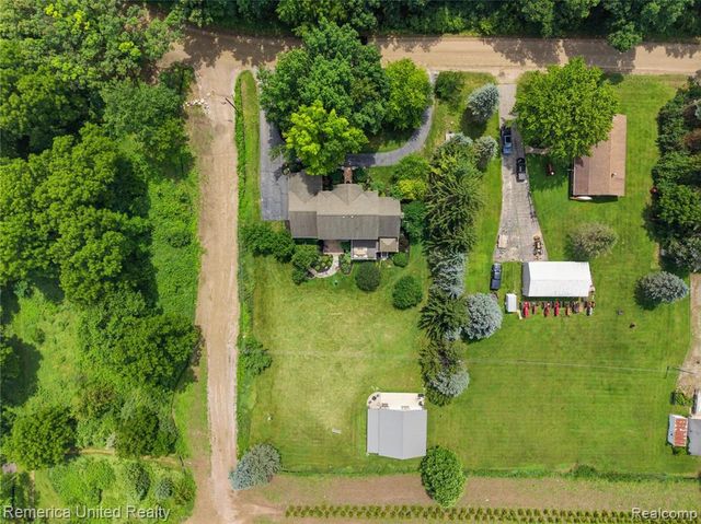 12825 Larkins Road, Brighton, MI 48114