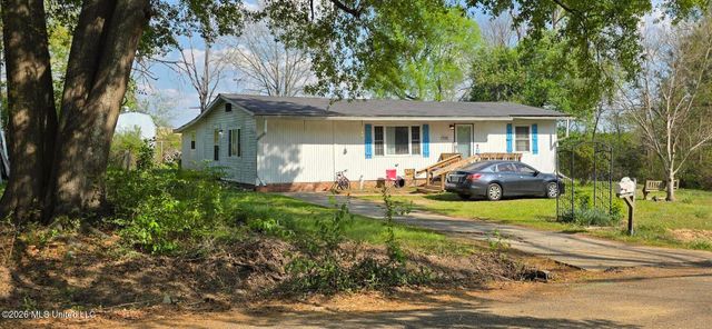 1752 Hampton Street, Jackson, MS 39209