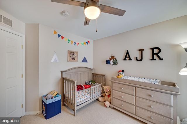 147 RAINBOW DR, Mays Landing, NJ 08330