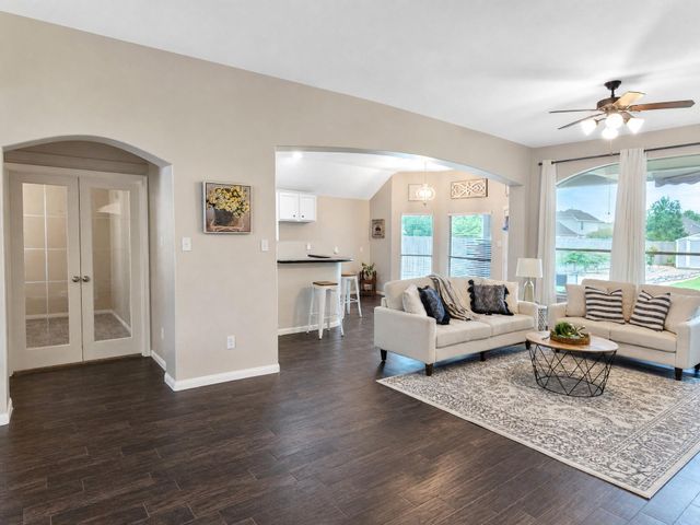 33039 Lois Lane, Magnolia, TX 77354