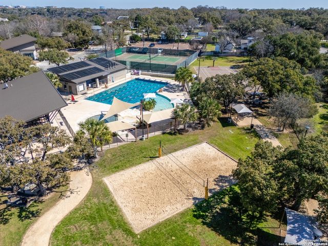 612 SKYFOREST DR, San Antonio, TX 78232