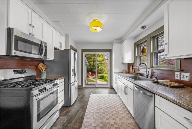 570 Edgewood Avenue, Brighton, NY 14618