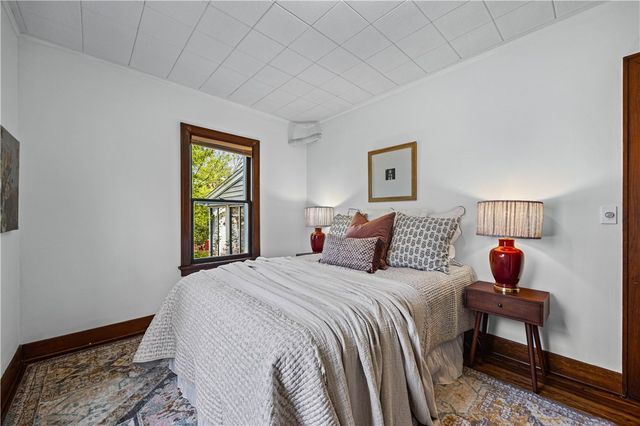 570 Edgewood Avenue, Brighton, NY 14618