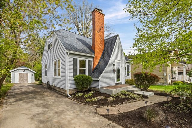 570 Edgewood Avenue, Brighton, NY 14618