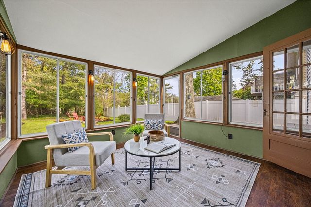 570 Edgewood Avenue, Brighton, NY 14618