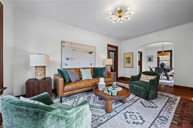 570 Edgewood Avenue, Brighton, NY 14618