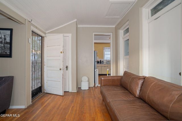 307 E River Avenue, El Paso, TX 79902