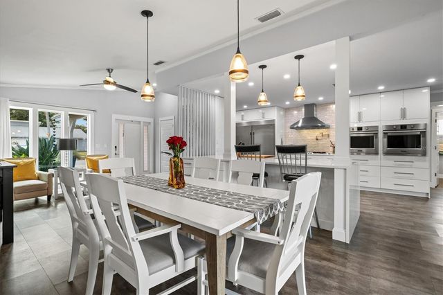 4811 GLENBROOKE DRIVE, Sarasota, FL 34243