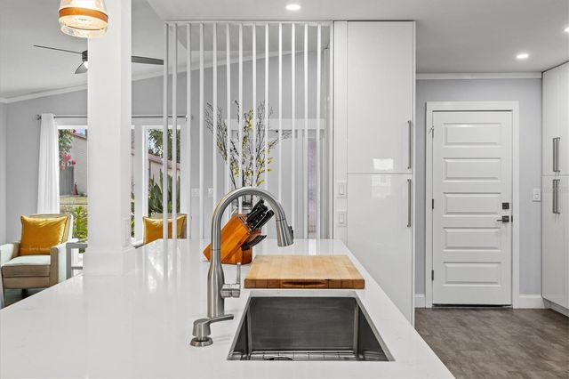 4811 GLENBROOKE DRIVE, Sarasota, FL 34243