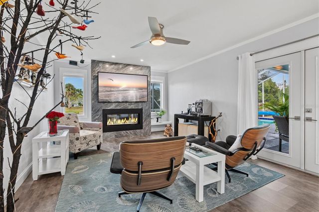 4811 GLENBROOKE DRIVE, Sarasota, FL 34243