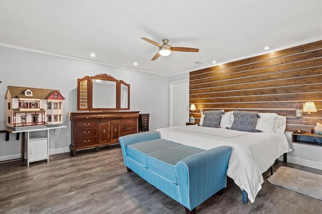 4811 GLENBROOKE DRIVE, Sarasota, FL 34243