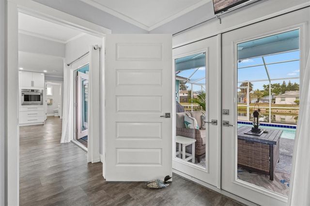 4811 GLENBROOKE DRIVE, Sarasota, FL 34243