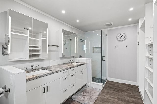 4811 GLENBROOKE DRIVE, Sarasota, FL 34243