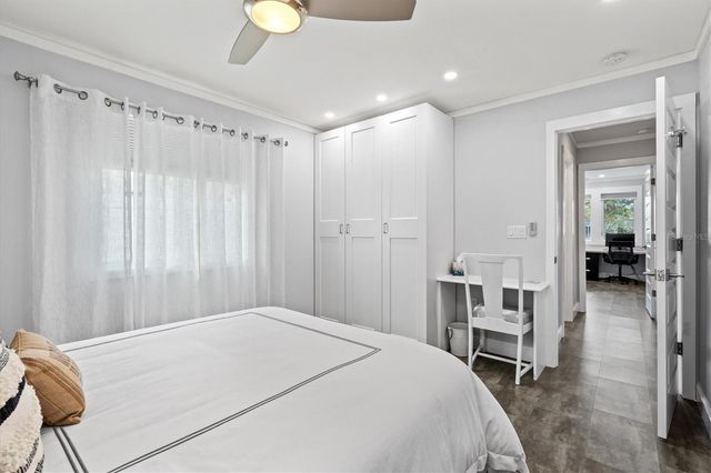 4811 GLENBROOKE DRIVE, Sarasota, FL 34243