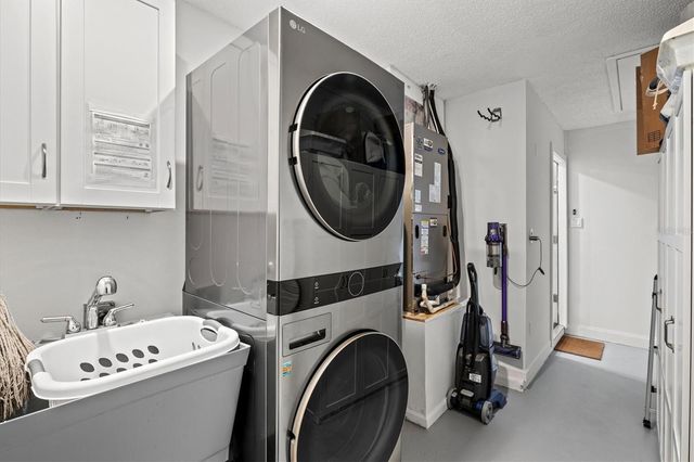 4811 GLENBROOKE DRIVE, Sarasota, FL 34243