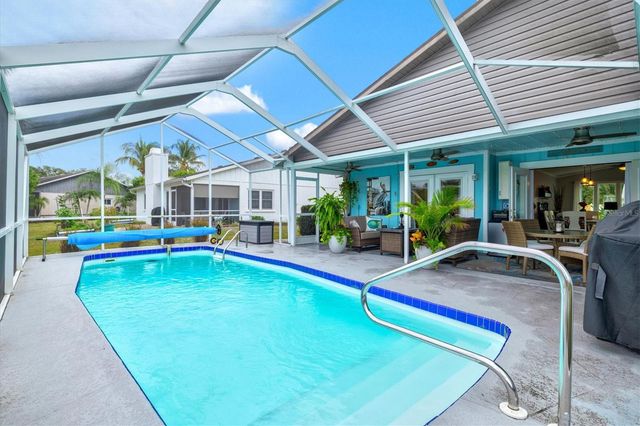 4811 GLENBROOKE DRIVE, Sarasota, FL 34243