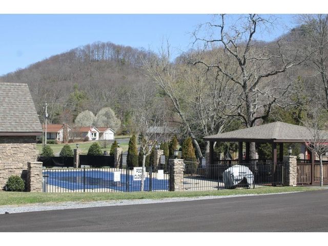 2580 Bridgeforth Crossing, Kingsport, TN 37664