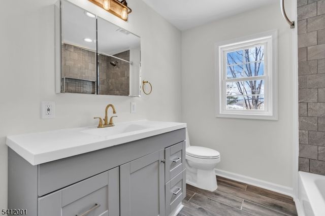 70 Lake Wallkill Rd, Vernon Twp., NJ 07461