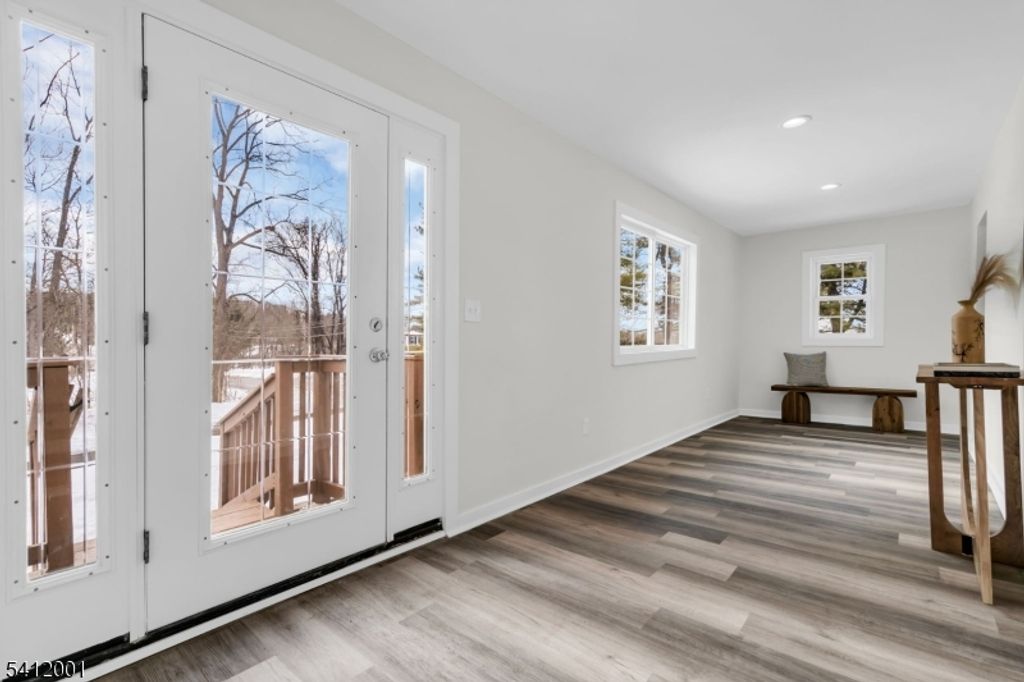 70 Lake Wallkill Rd, Vernon Twp., NJ 07461 — photo 4
