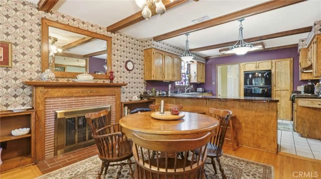 5055 Willowcrest, North Hollywood, CA 91601