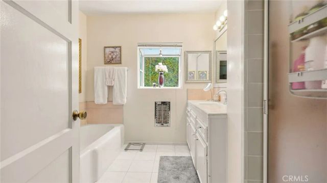 5055 Willowcrest, North Hollywood, CA 91601